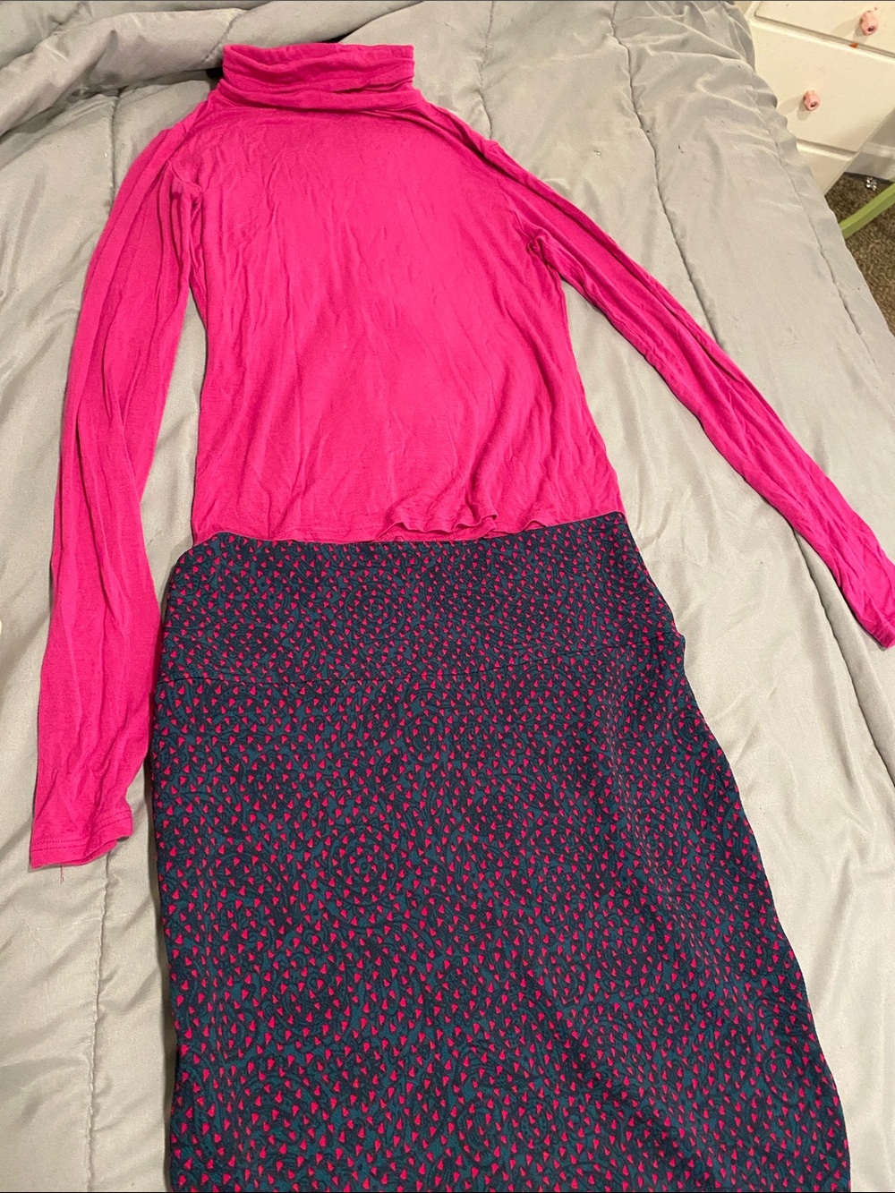 Women’s Fitted Pencil Skirt in Navy with Pink Dot Print and a pink turtleneck - Picture 2 of 3